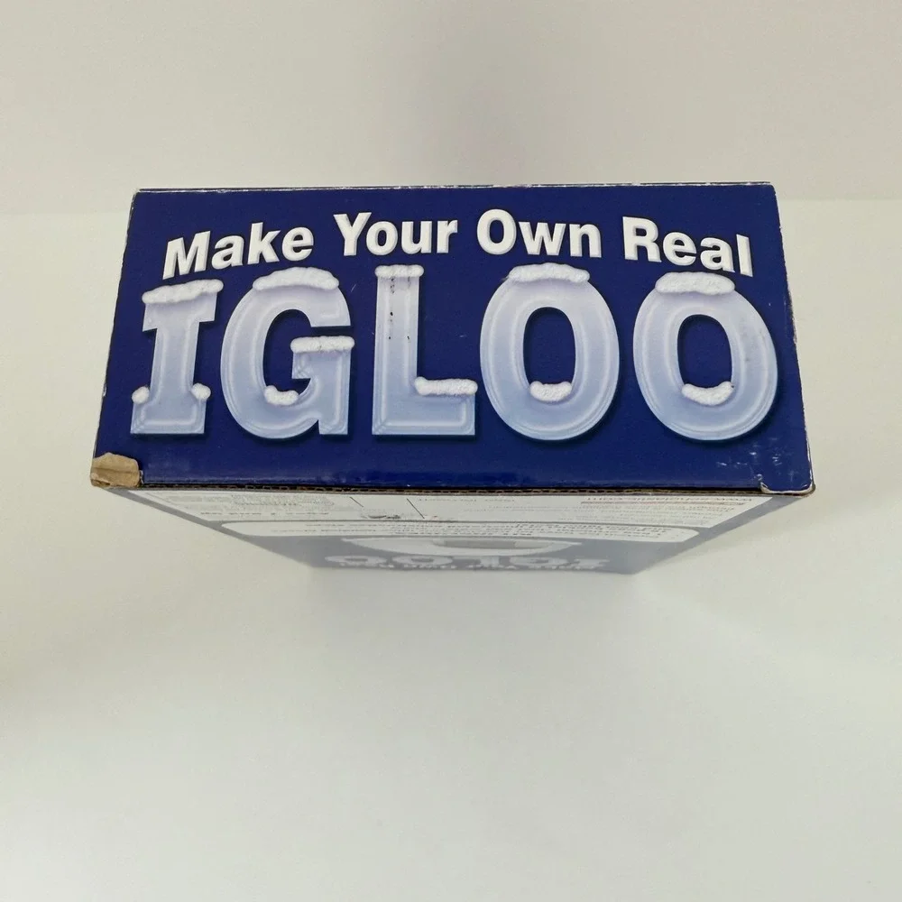 Scholastic Make Your Own Real Igloo Kit Ice Block Mold Book STEM Learning Toy